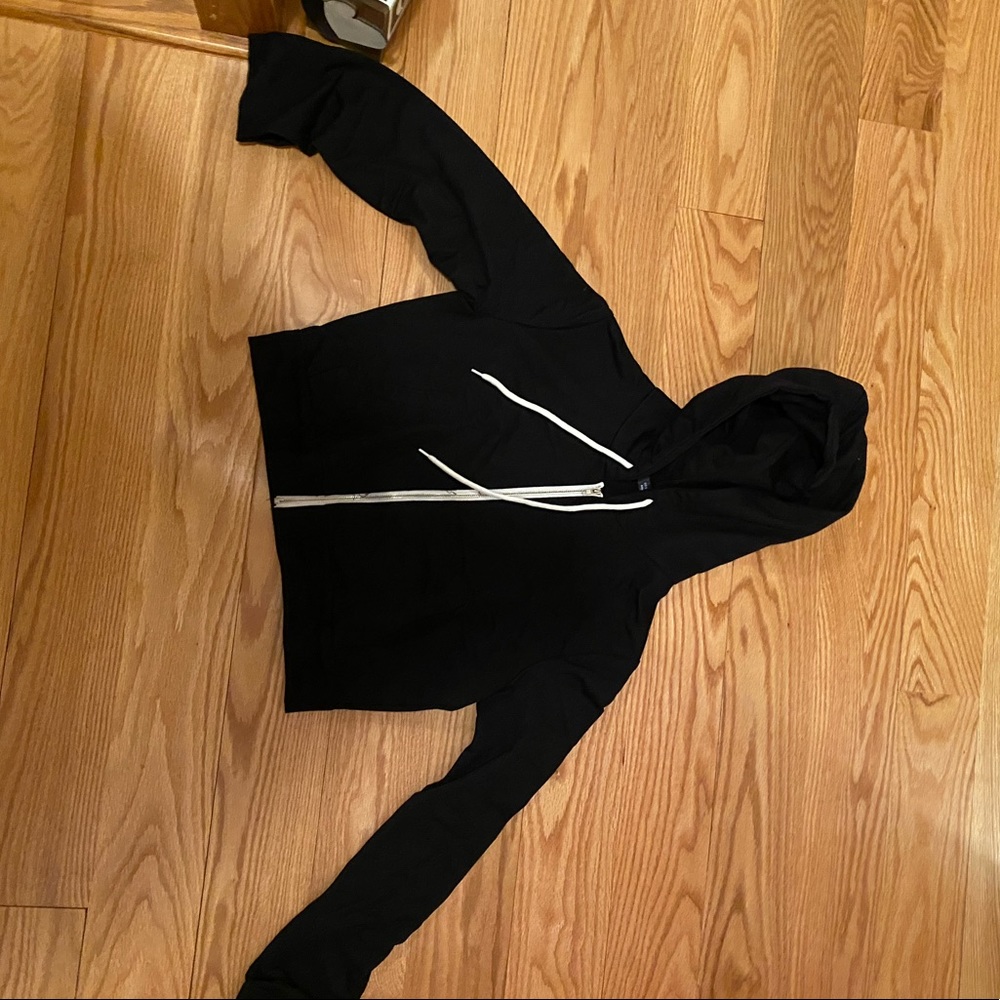 Black cropped zip up